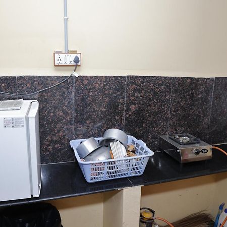 3 Bhk Non-Ac For 4 To 10 Guests For Families Apartment Hyderabad Exterior photo